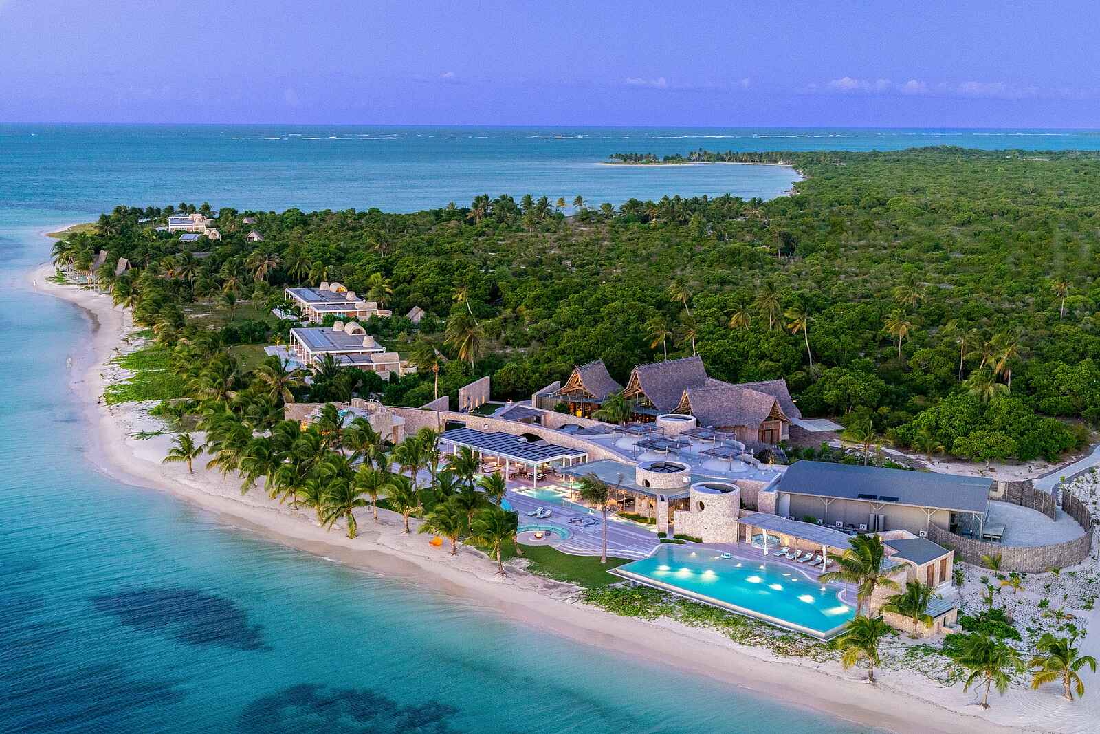 Time + Tide Miavana: Gesamtansicht von Südosten Time + Tide Miavana: Gesamtansicht von Südosten