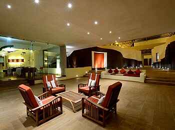 Essque Zalu: Jede Menge Freiraum