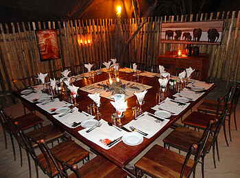 Goliath Tented Camp: Dinnertafel