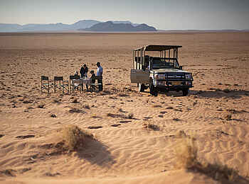 Kwessi Dunes Lodge: Bush Breakfast