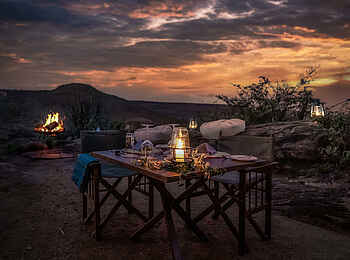 Loisaba Star Beds: Dinner auf der Terrasse Loisaba Star Beds: Dinner auf der Terrasse