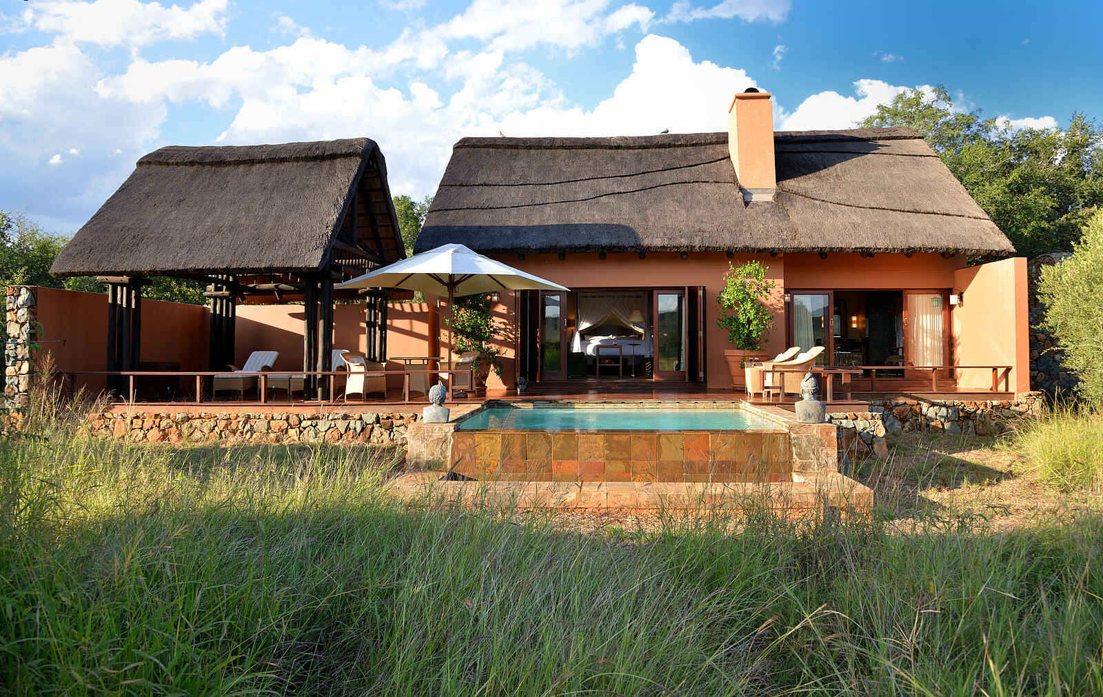 Mateya Safari Lodge: Außenansicht der Suite Mateya Safari Lodge: Außenansicht der Suite