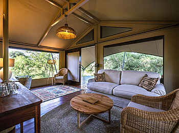 Maxa Camp: In der Lounge