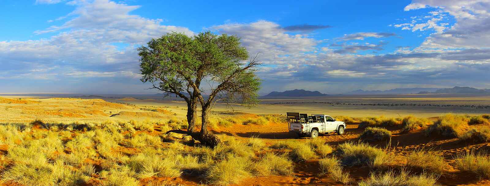 Namib Desert Lodge: Geländewagen Namib Desert Lodge: Geländewagen