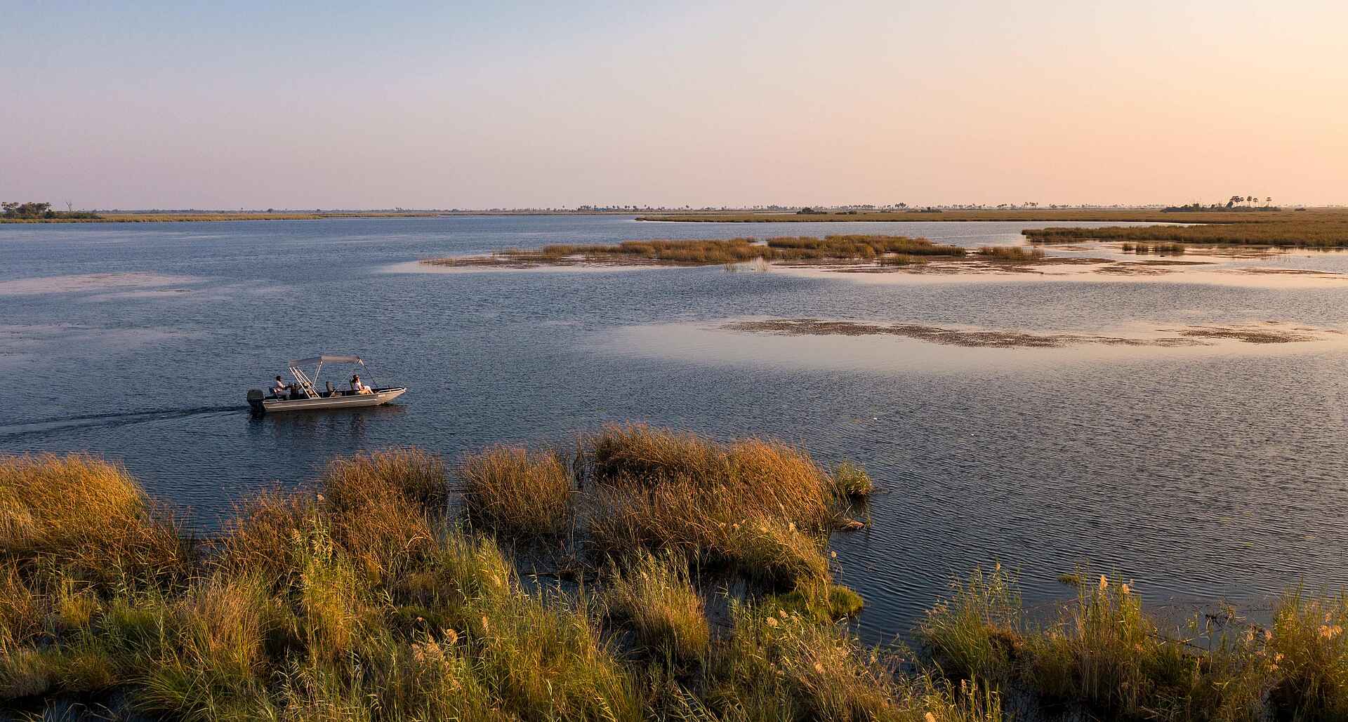 Zarafa Camp: Auf dem Wasser