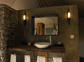 Grumeti Hills Camp: Gästebad