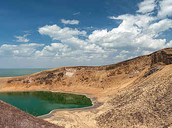 Lobolo Camp: Landschaft auf Central Island