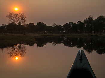 Selinda Explorers Camp: Stille Wasser Selinda Explorers Camp: Stille Wasser