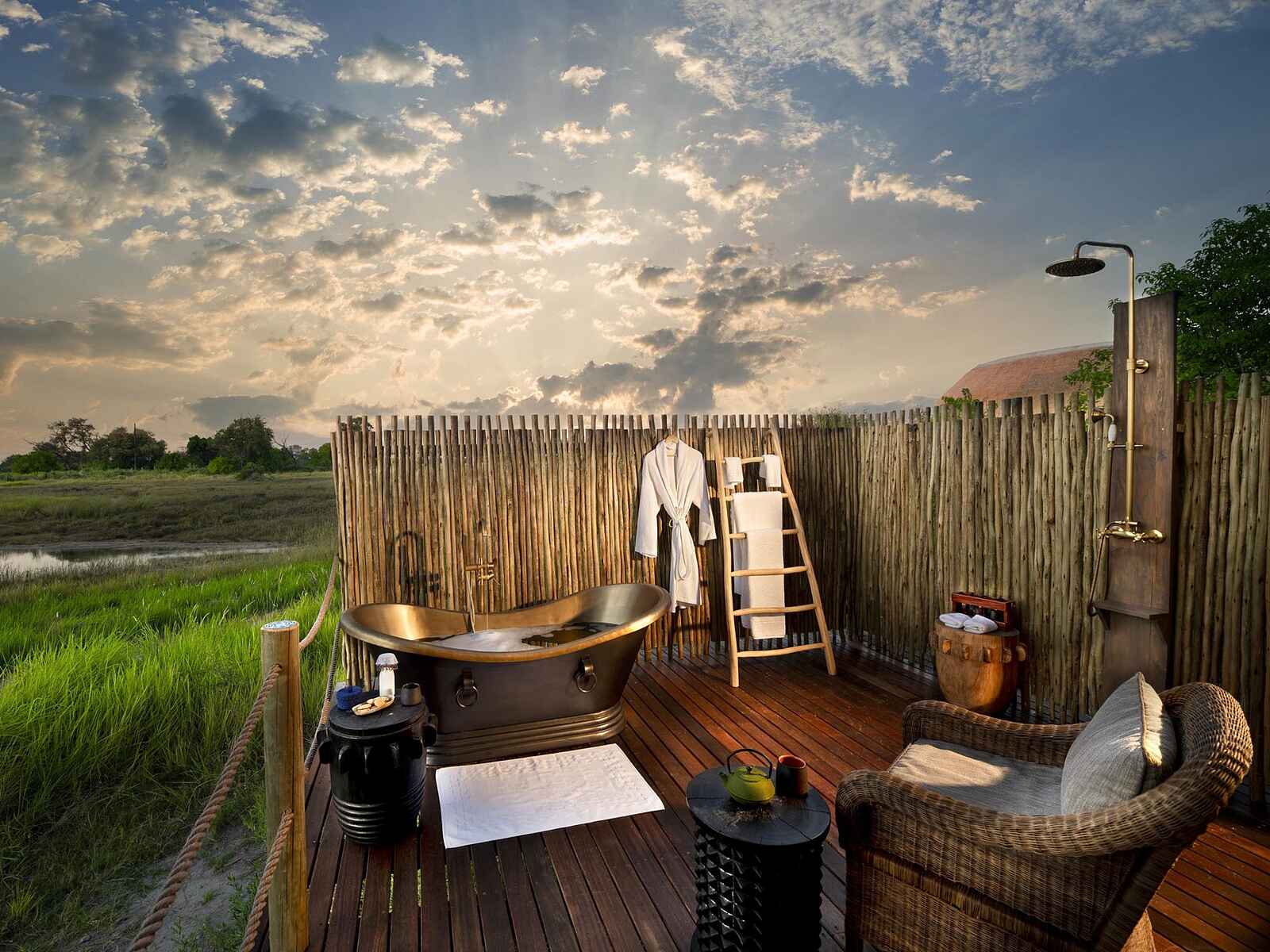 Atzaro Okavango: Außenbad mit Aussicht Atzaro Okavango: Außenbad mit Aussicht