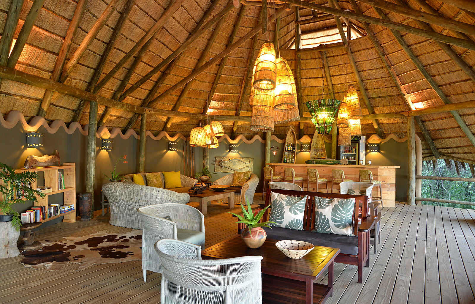 Chobe Bakwena Lodge: Die Main Lounge Chobe Bakwena Lodge: Die Main Lounge
