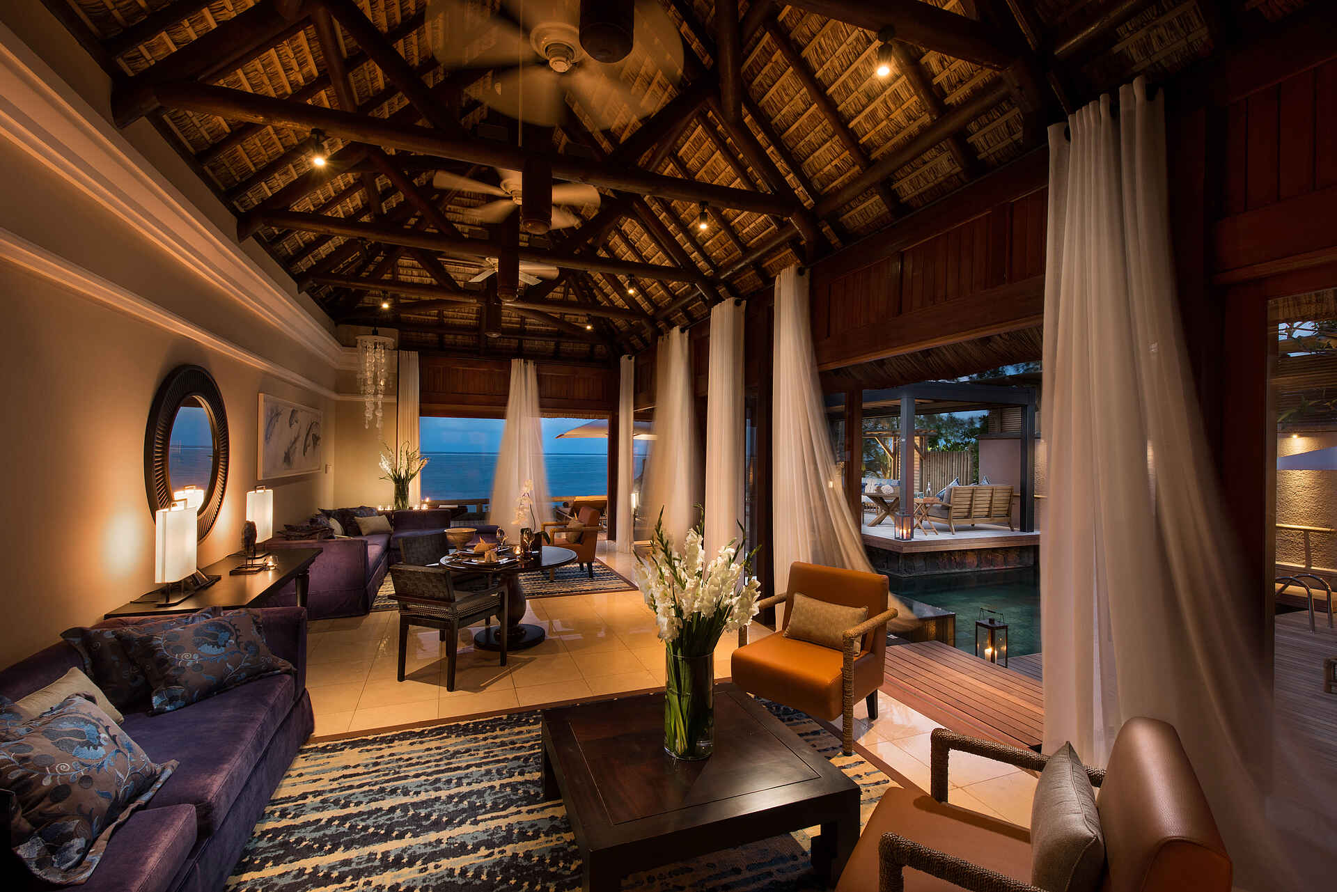 Constance Belle Mare Plage: Presidential Villa Lounge