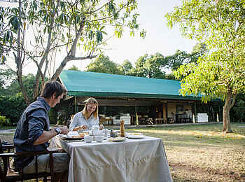 Governors' Il Moran Camp: Frühstück im Busch zu zweit