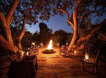 Selinda Suite: An der Boma