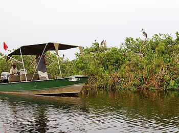 Shinde Lodge: Bootsausflug Shinde Lodge: Bootsausflug