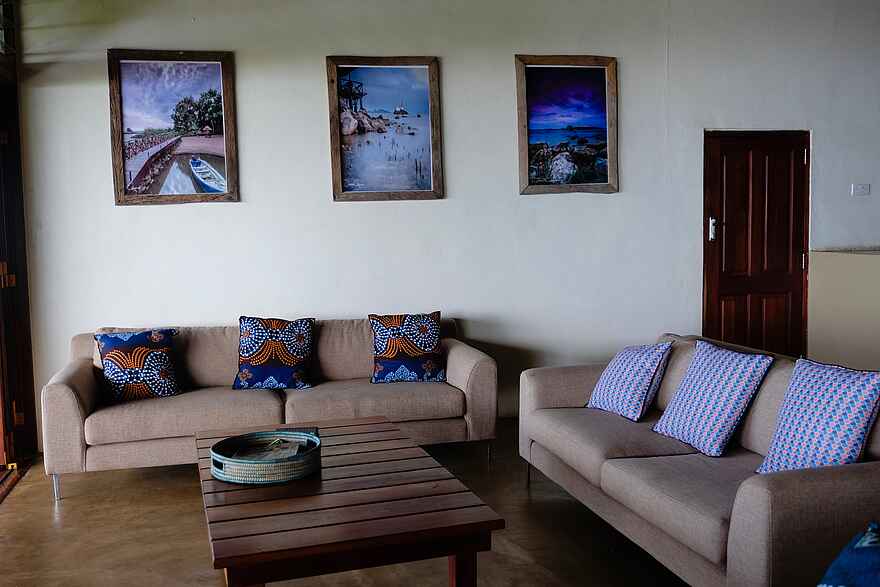 Blue Zebra Island Lodge: Im Wohnzimmer des Family Cottages Blue Zebra Island Lodge: Im Wohnzimmer des Family Cottages