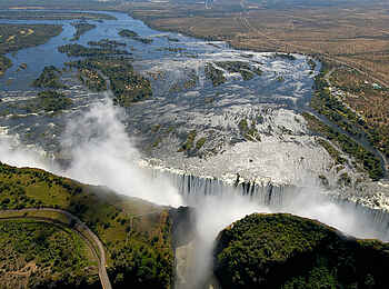 Stanley and Livingstone Boutique Hotel: Wasserfälle aus der Vogelperspektive Stanley and Livingstone Boutique Hotel: Wasserfälle aus der Vogelperspektive