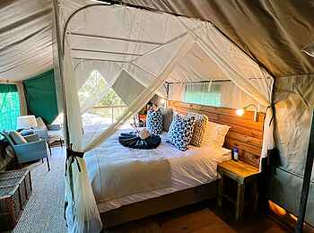 Kala Camp: Bett mit Mückenschutz Kala Camp: Bett mit Mückenschutz