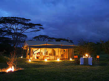 Saruni Wild: Zelt am Abend Saruni Wild: Zelt am Abend