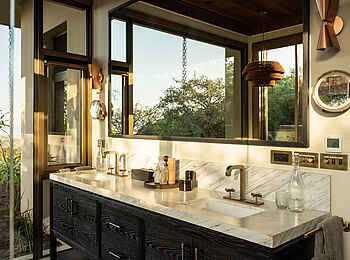 Singita Milele: Badezimmer mit hochwertiger Ausstattung