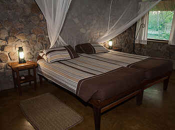 Mvuu Camp: Doppelbett