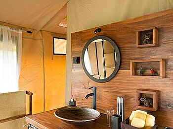 Kiota Camp: Waschtisch mit Spiegel Kiota Camp: Waschtisch mit Spiegel