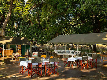 Mara River Camp: Restaurantbereich Mara River Camp: Restaurantbereich