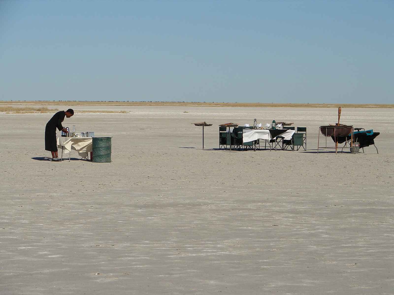 Moela Safari Lodge: Salzpfannen  Moela Safari Lodge: Salzpfannen