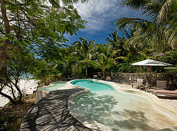 Qambani Luxury Resort: Kleiner Pool