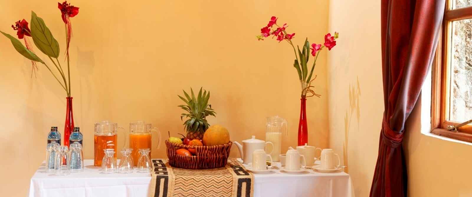 Sleeping Warrior Lodge: Breakfast Sleeping Warrior Lodge: Breakfast