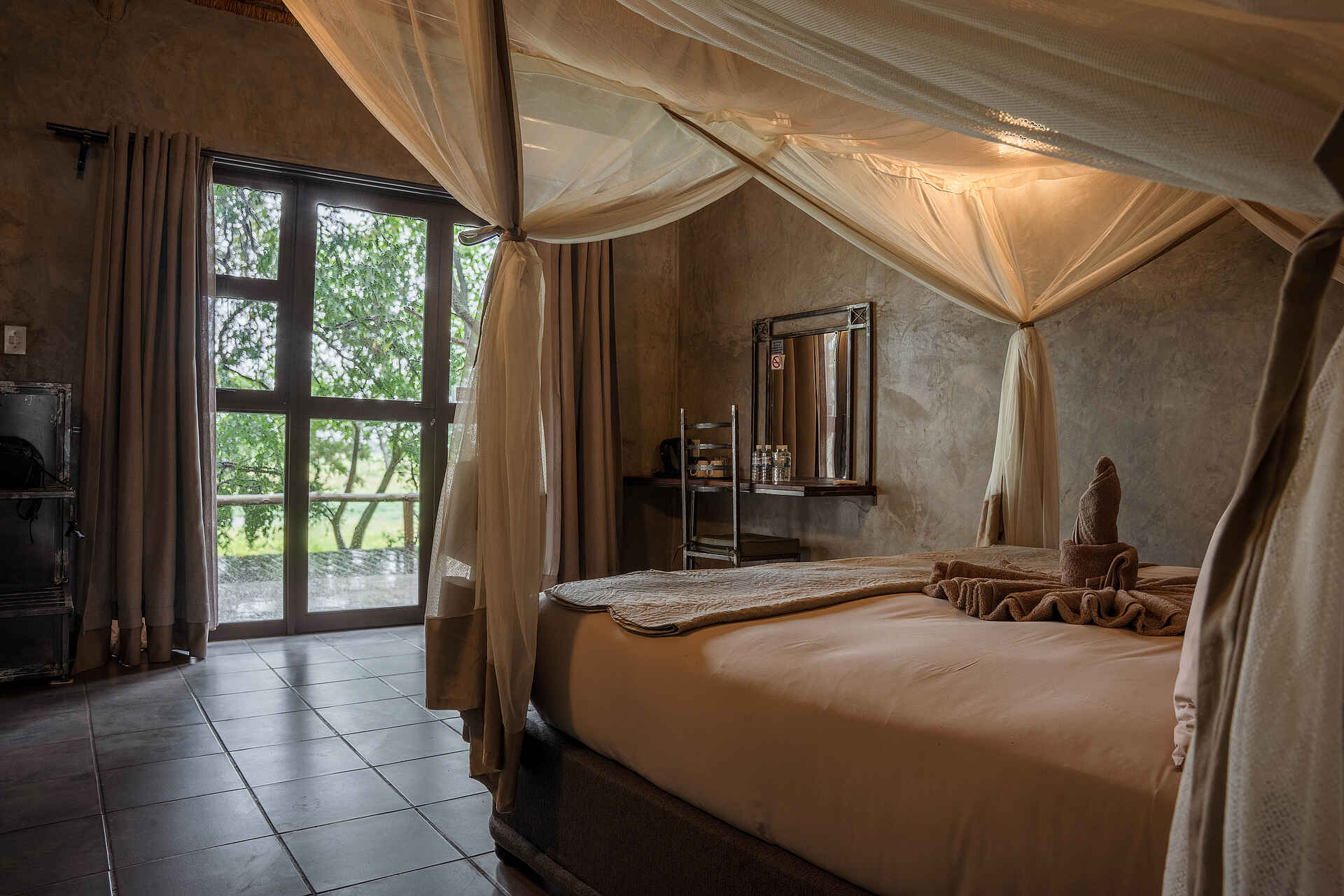Thamalakane River Lodge: Schlafbereich Thamalakane River Lodge: Schlafbereich