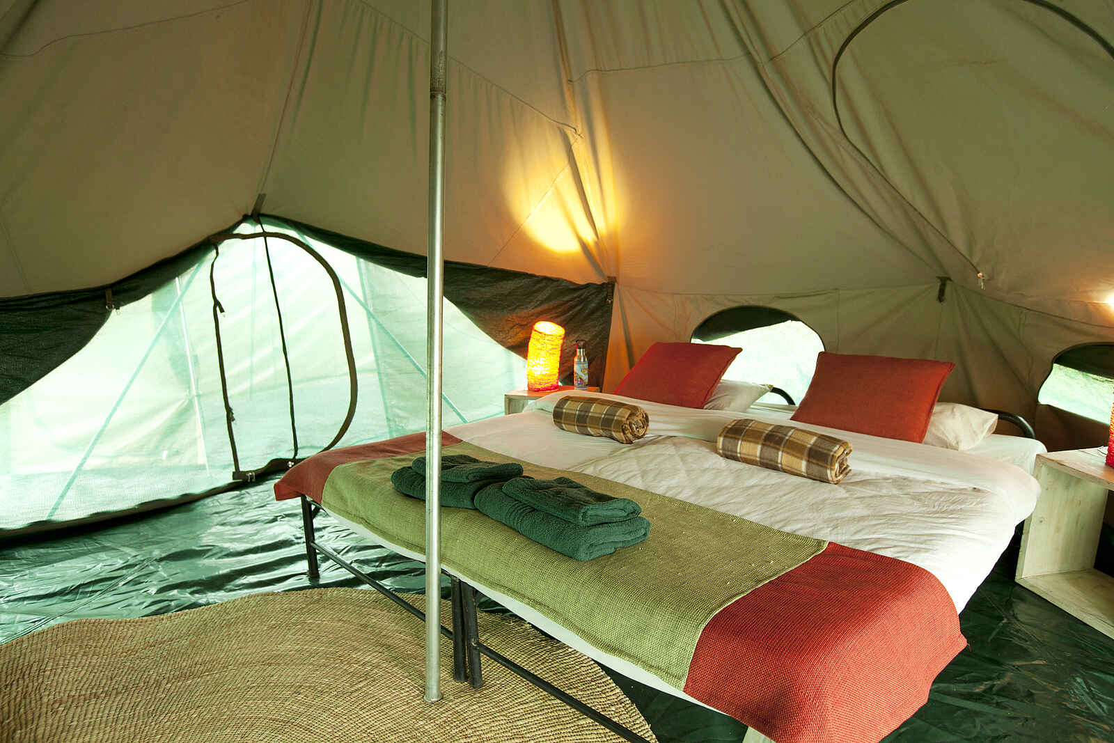 Wayo Nabi Green Camp: Doppelbett Wayo Nabi Green Camp: Doppelbett
