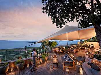 Bumi Hills Safari Lodge: Sunset Deck Bumi Hills Safari Lodge: Sunset Deck