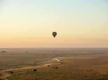 Warangi Ridge Lodge: Ballonsafari 