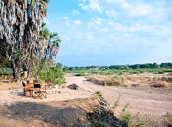 Kichaka Expeditions: Umgebung des Basiscamps