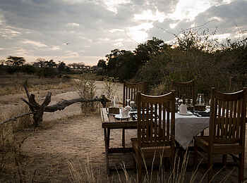 Kigelia Camp: Lunch im Busch Kigelia Camp: Lunch im Busch
