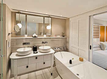 Constance Belle Mare Plage: Prestige Room Bad Constance Belle Mare Plage: Prestige Room Bad