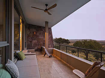 Melia Serengeti Lodge: Terrasse der Suite Melia Serengeti Lodge: Terrasse der Suite