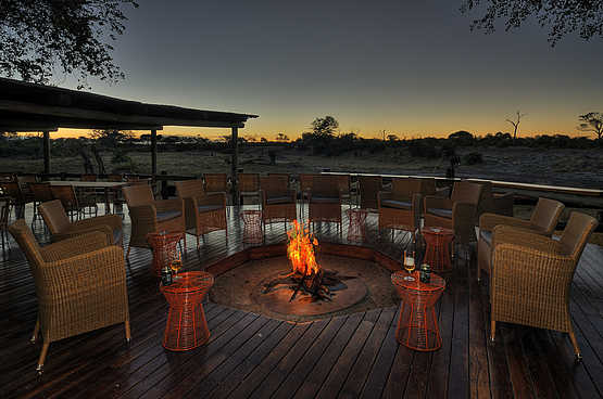 Savute Safari Lodge: Feuerdeck Savute Safari Lodge: Feuerdeck