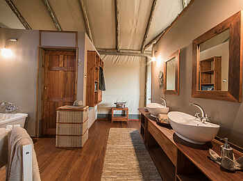 Setari Camp: Badezimmer ensuite
