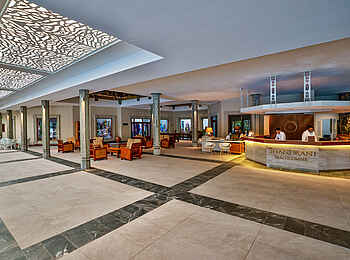Shandrani Beachcomber Resort and Spa: Empfangsbereich Shandrani Beachcomber Resort and Spa: Empfangsbereich