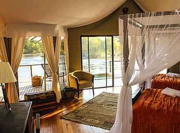 Zambezi Sands: Blick aus einer Suite zum Fluss
