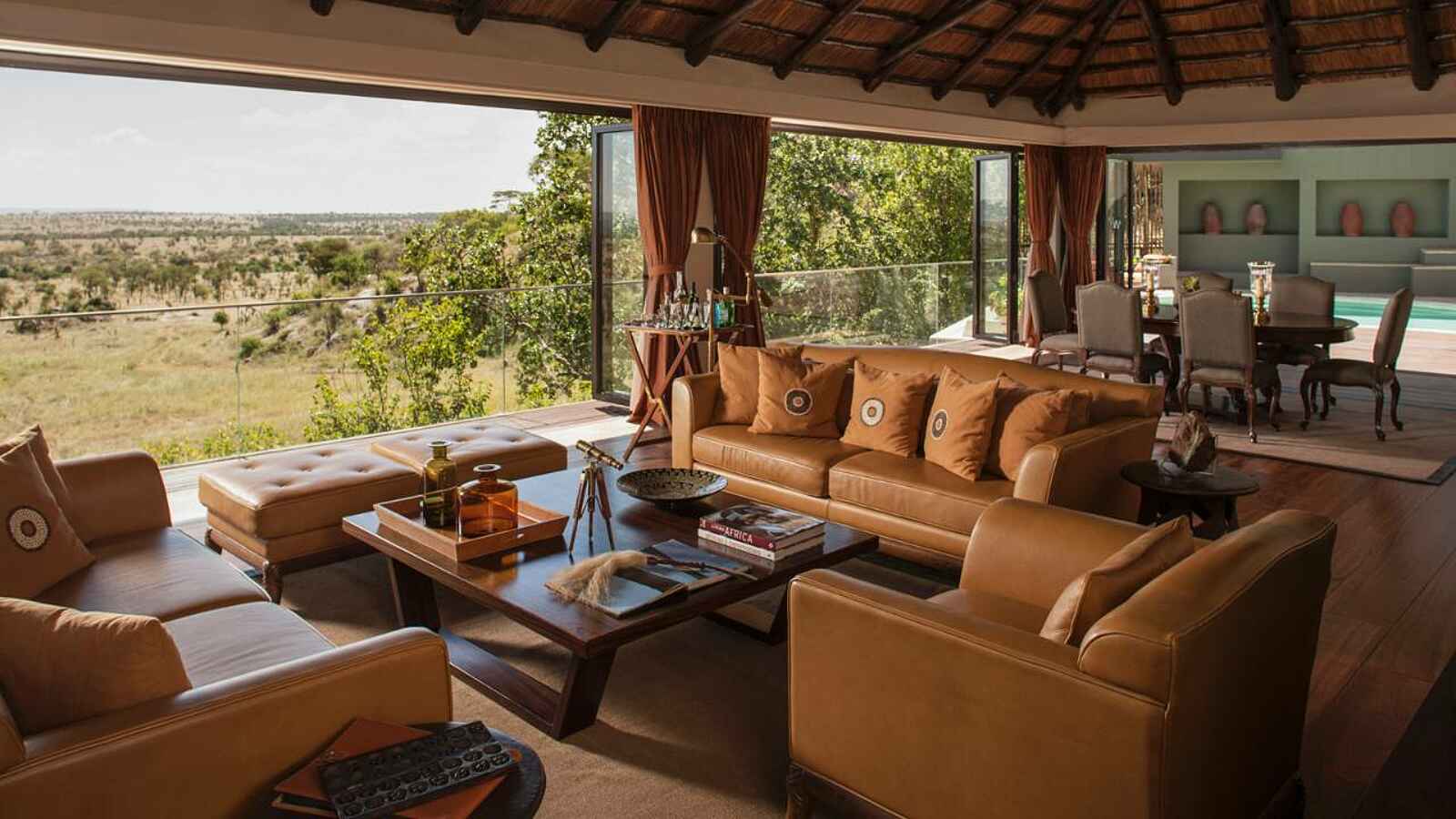 Four Seasons Safari Lodge: Lounge Four Seasons Safari Lodge: Lounge