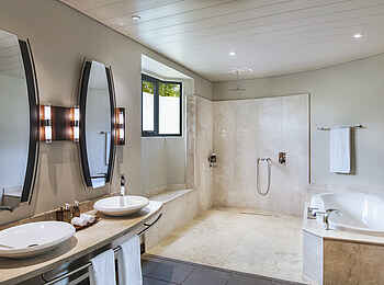 Trou Aux Biches Beachcomber Golf Resort & Spa: Senior Suite Bad Trou Aux Biches Beachcomber Golf Resort & Spa: Senior Suite Bad