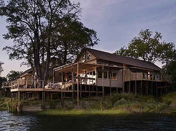 Victoria Falls Rapid View Villa: Blick auf die Rapid View Villa am Zambezi