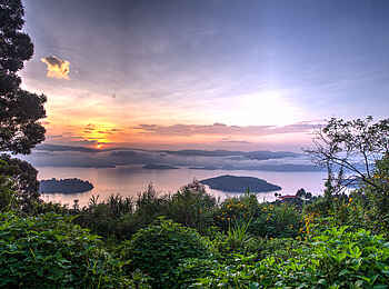 Volcanoes Virunga Lodge: Lake Ruhondo Volcanoes Virunga Lodge: Lake Ruhondo