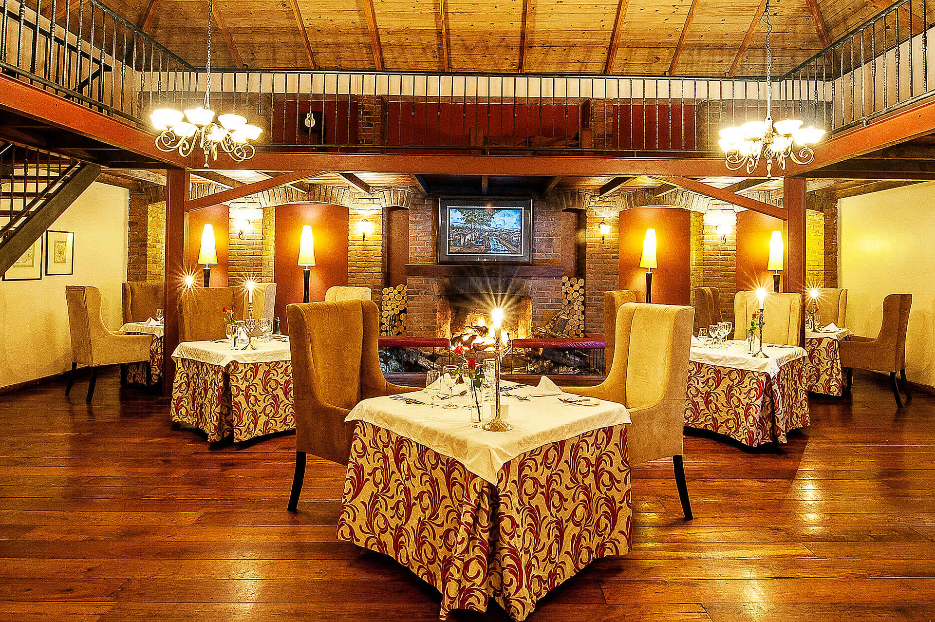 africa, afrika, afrikarma, arusha, arusha coffee lodge, arusha national park, arusha-nationalpark, auszeichnung, award, besichtigung, bilder, buchen, buchung, büffel, coffee, coffee plantation, elefant, elewana, elewana collection, familie, galerie, guided walk, information, informieren, kaffee, kaffeeplantage, kinder, löwe, nachhaltigkeit, ngorongoro crater national park, ngorongoro-krater, nordtansania, north tanzania, northern tanzania, plantage, plantation, reise, reisen, reiseveranstalter, safari, spa, tansania, tanzania, urlaub, verkostung, vollpension, wandern, wanderung, wellness, www.afrikarma.de, abendessen, bacchus, central facilities, dinner, einrichtung, essen, interieur, main area, main building, restaurant, speisen, speisesaal, zentrale einrichtungen