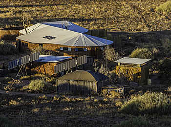 Etendeka Mountain Camp: Das Camp Etendeka Mountain Camp: Das Camp