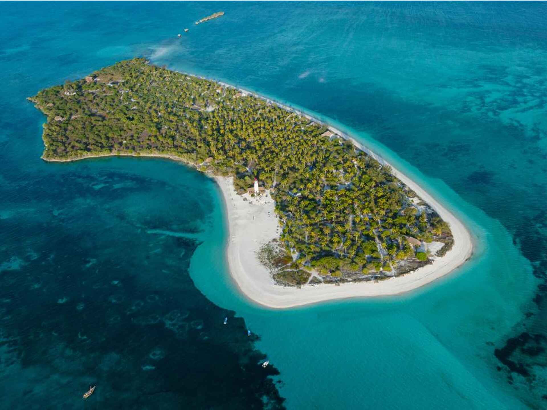 Laba Fanjove Island: Die Insel aus der Vogelperspektive
