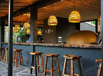 Ycona Luxury Resort: Slyce Restaurant Bar