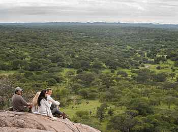 Legendary Mwiba Lodge: Kopje mit Blick Legendary Mwiba Lodge: Kopje mit Blick